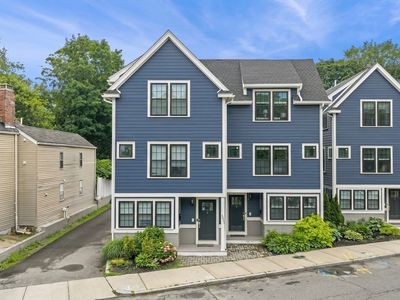 331 Bridge St #2