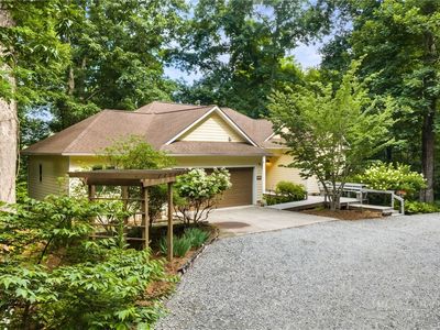 581 New Homestead Drive