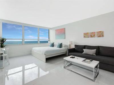5445 Collins Ave APT 1203