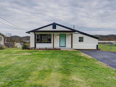 932 E Mountainview Rd