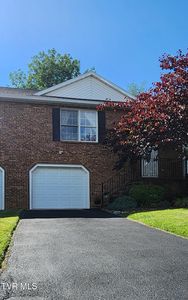 312 Old Franklin Pl #5