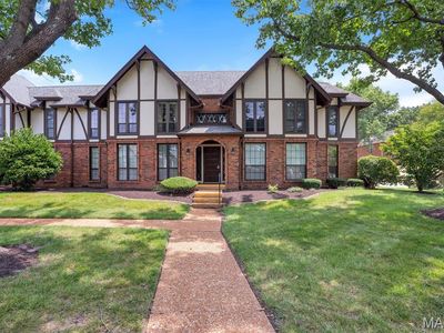 917 Claytonbrook Dr APT 1