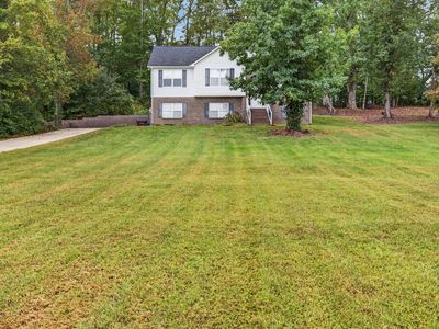 1613 Farmington Dr