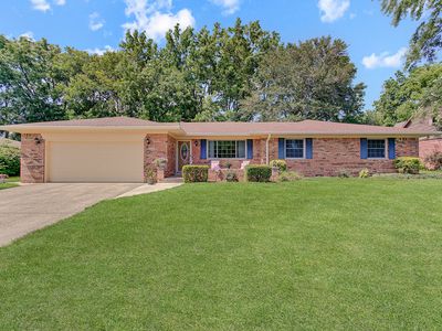 608 W Ralston Rd