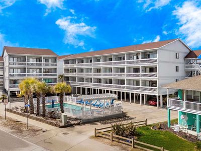 627 N Waccamaw Dr. #209