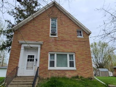 320 Bruce St