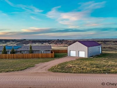 736 Valley View Dr