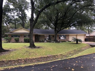 12738 Eastbrook Dr