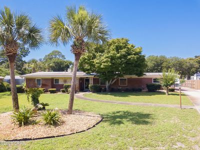 405 Bayshore Dr