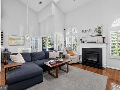 2331 Henshaw Pl APT 301