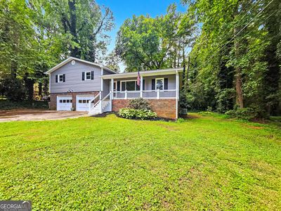 2704 Kozy Ct NE