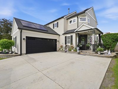 93 Windflower Ct