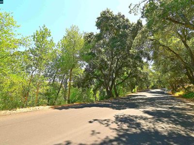 Property at 1800 Donald Dr, Moraga, CA