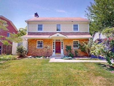 247 S Ardmore Rd