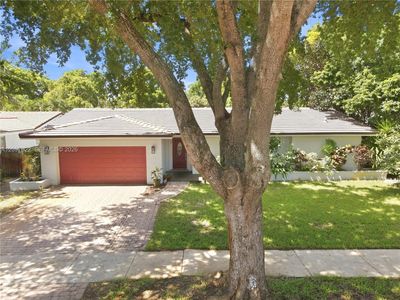 16500 Stonehaven Rd