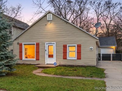 2655 Longfellow Ave SW