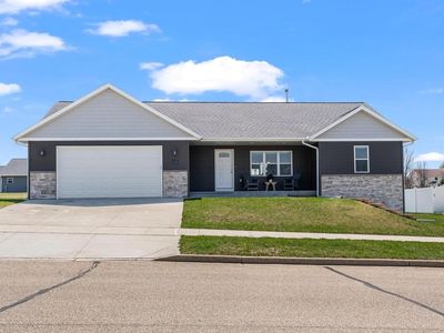 2128 Cambridge Court