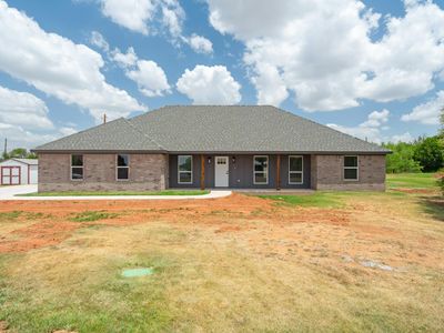 43 Edgewater Dr