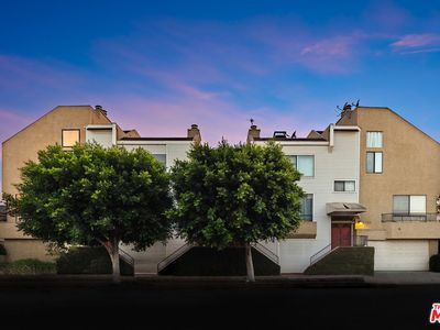 1733 Brockton Ave APT 4