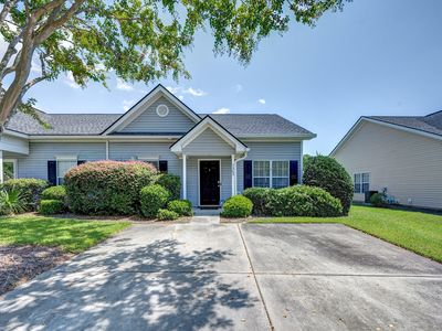 Property at 7343 Suncatcher Dr, Hanahan, SC