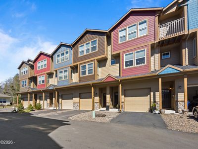 Property at 475 SE 35th St Unit C15, South Beach, OR