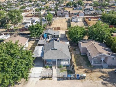Property at 133 Crystal St, Taft, CA