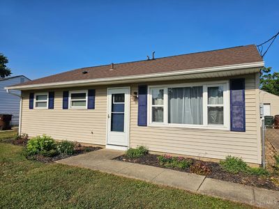 3007 Roslyn Dr