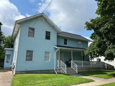 330 W Mill St