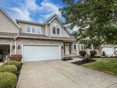 Property at 335 White Oak Ln, Grand Island, NY