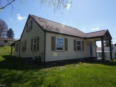 7750 Waynesburg Dr SE