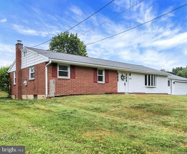 597 Magaro Rd