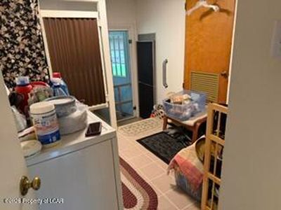 94 Country Club Rd