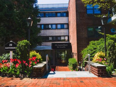 Property at 20 Canterbury Road #1P, Great Neck, NY