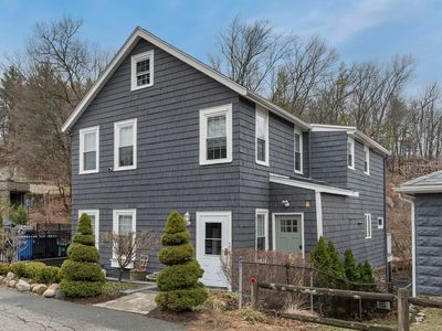 3 Fellsmere Ave