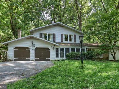 36 Brownstone Dr