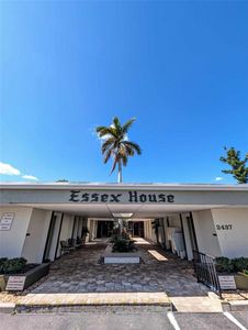 2437 Harbor Blvd APT 218