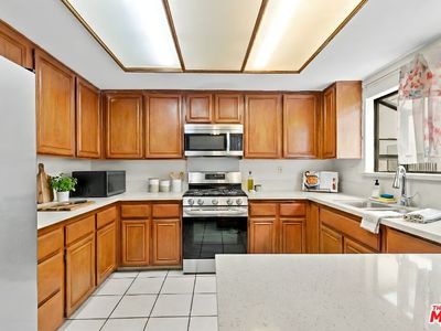 1716 W 146th St APT 2