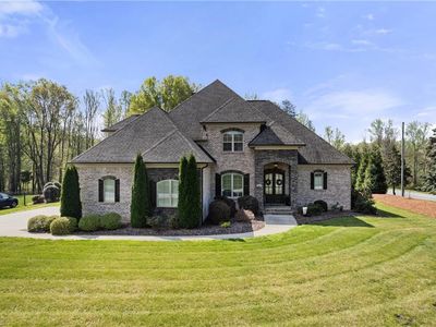 6641 Linville Ridge Dr