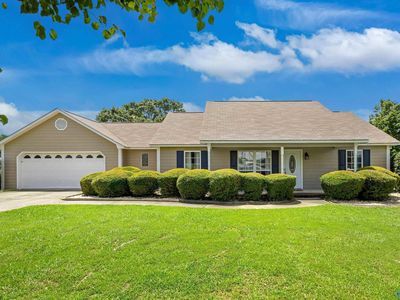 Property at 10 Morning Glory Ln, Albertville, AL