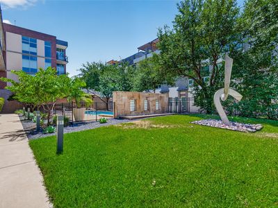 3030 Bryan St Suite 306
