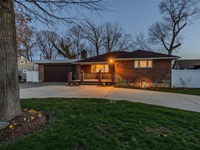 551 Pinebrook Avenue