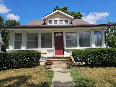 2100 Cadillac St