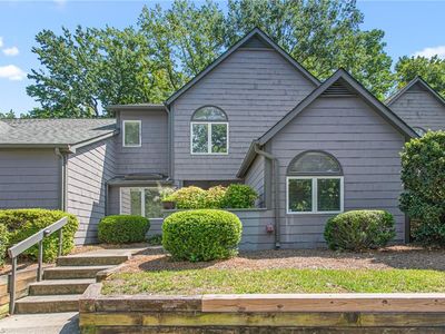 306 N Lindell Rd E