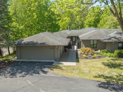 4874 Regents Walk