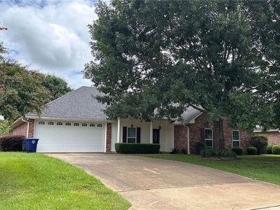 836 Whitfield Dr