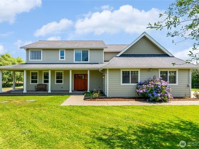 3210 White Swan Lane