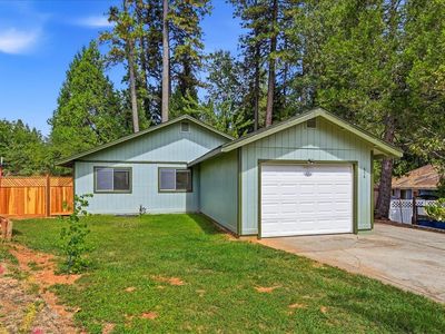 454 Lamarque Ct