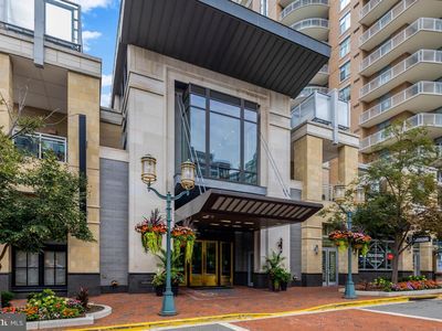 11990 Market St Unit 814