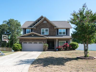 5565 Pershing Dr
