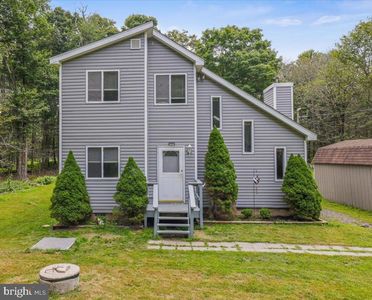 1065 Breezewood Dr